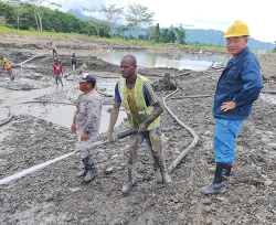 巴布亚新几内亚莱城港防洪渠开挖工程
